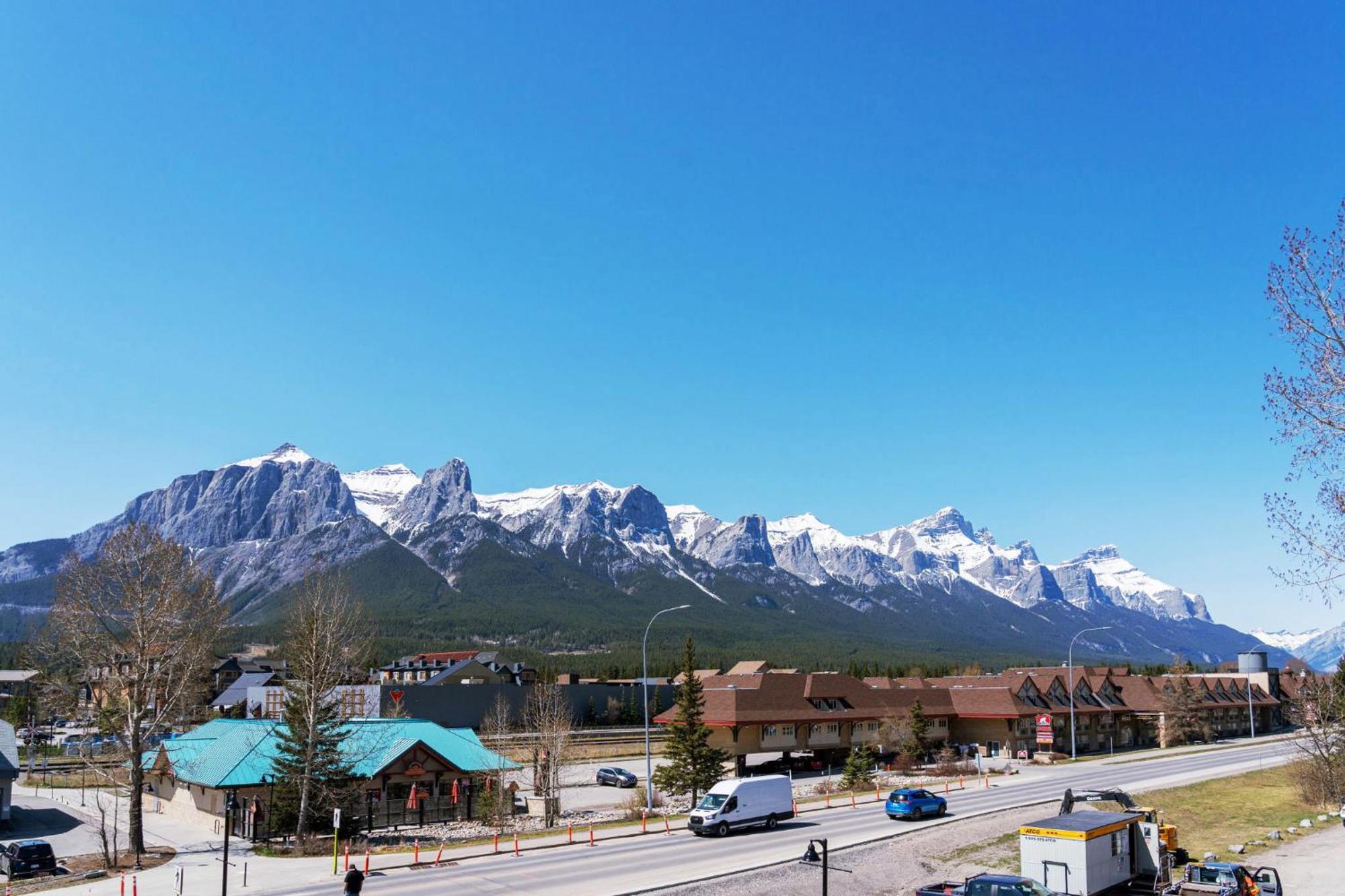 Raven'S Peak 105 - Ultra Luxe Mountain Retreat Vila Canmore Exterior foto